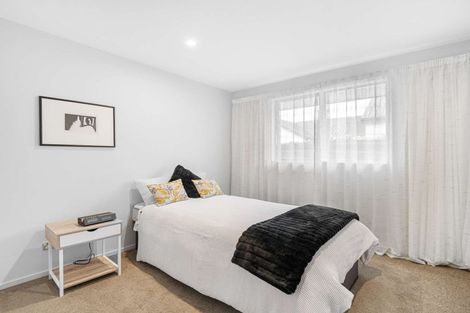 Photo of property in 5 Whitau Place, Marshland, Christchurch, 8083