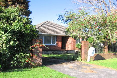 Photo of property in 23 Tiroroa Avenue, Te Atatu South, Auckland, 0610