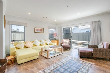 Photo of property in 21 Manganui Place, Te Awa, Napier, 4110