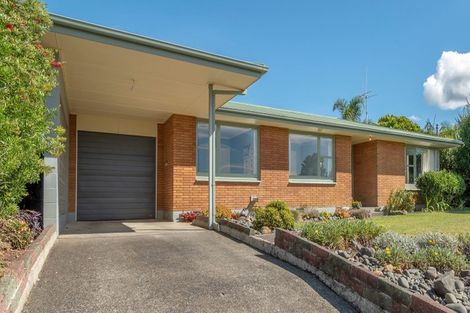 Photo of property in 10 Coppelia Avenue, Omokoroa, 3114