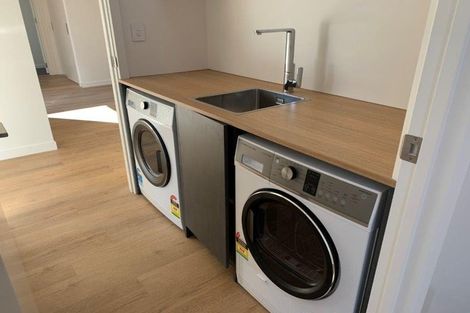 Photo of property in 17 Mills Road, Wanaka, 9305