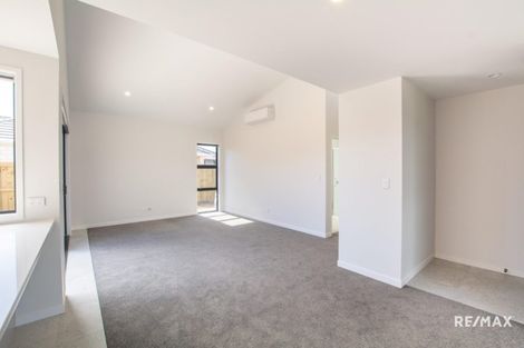 Photo of property in 43 Kotiate Street, Papamoa Beach, Papamoa, 3118