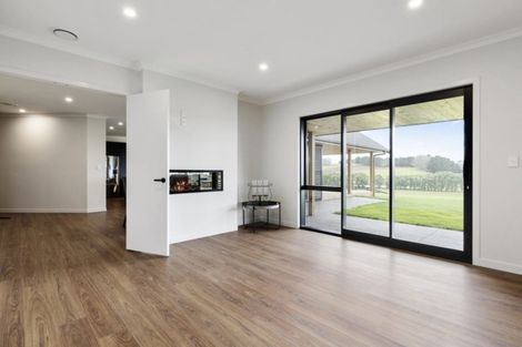 Photo of property in 28 Old Vintners Close, Te Kauwhata, 3782