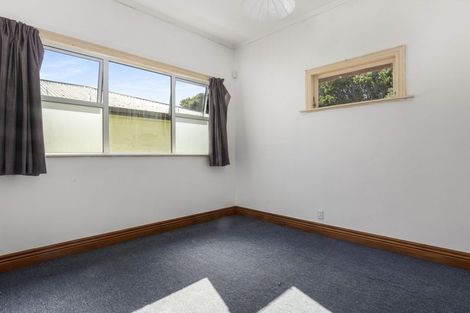 Photo of property in 18 Dunstan Street, Otaki, 5512