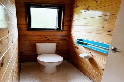 Photo of property in 17a Scotstoun Place, Glen Eden, Auckland, 0602