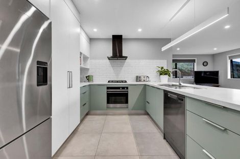 Photo of property in 3 Ruru Lane, Hurworth, New Plymouth, 4310