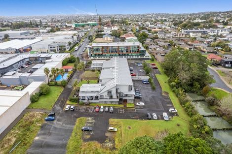 Photo of property in 22a/30 Westward Ho, Glen Eden, Auckland, 0602