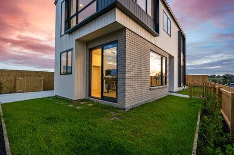 Photo of property in 196 Henwood Road, Westgate, 0814