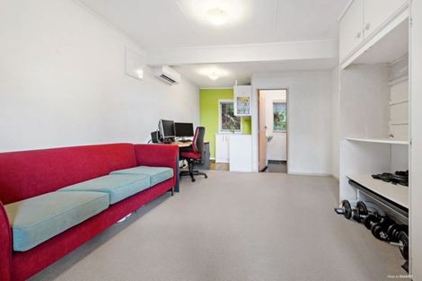 Photo of property in 19 Long Street, Torbay, Auckland, 0630