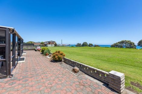 Photo of property in 18a Birdwood Avenue, Moturoa, New Plymouth, 4310