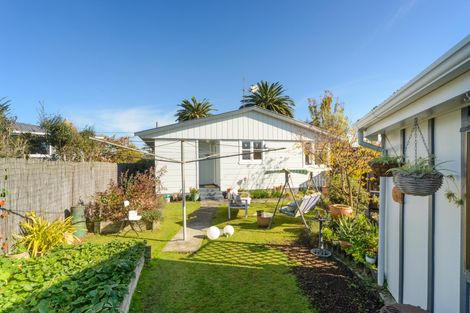 Photo of property in 11 Sinclair Avenue, Highbury, Palmerston North, 4412