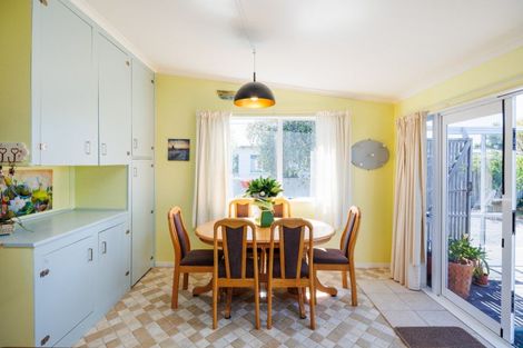 Photo of property in 141 Seabury Avenue, Foxton Beach, Foxton, 4815