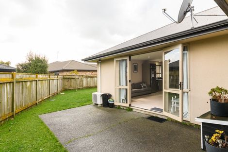 Photo of property in 21 Cleveland Heights, Kelvin Grove, Palmerston North, 4414