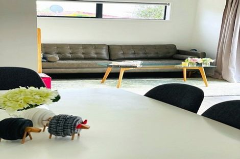 Photo of property in 62 Cardiff Road, Pakuranga, Auckland, 2010