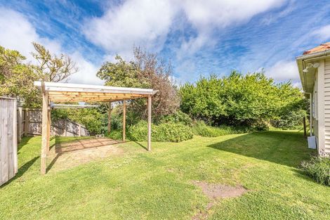 Photo of property in 6 Elm Street, Gonville, Whanganui, 4501