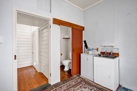 Photo of property in 18 Cameron Street, Hawera, 4610