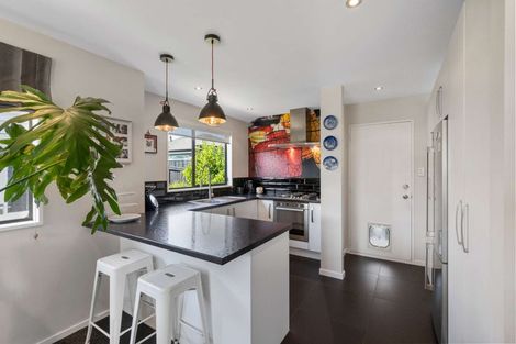 Photo of property in 2/51 Marshland Road, Shirley, Christchurch, 8061