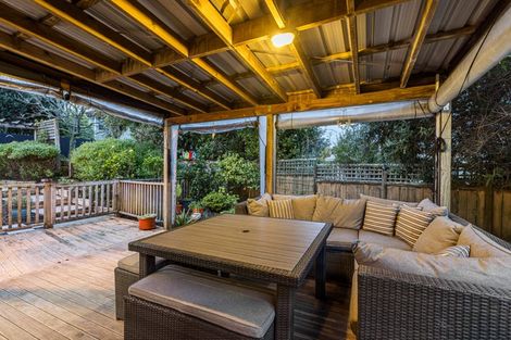 Photo of property in 28 Donald Street, Stanmore Bay, Whangaparaoa, 0932