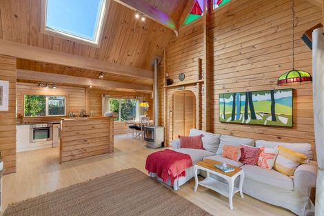 Photo of property in 64 Seabrook Avenue, New Lynn, Auckland, 0600