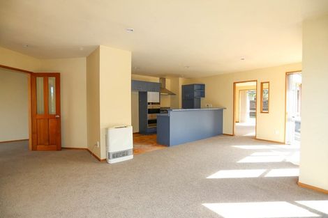 Photo of property in 187 Withells Road, Avonhead, Christchurch, 8042