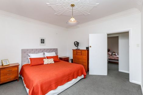 Photo of property in 41 Queens Road, Glen Avon, New Plymouth, 4312