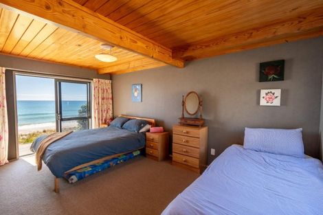 Photo of property in 715 Pukehina Parade, Pukehina, 3189