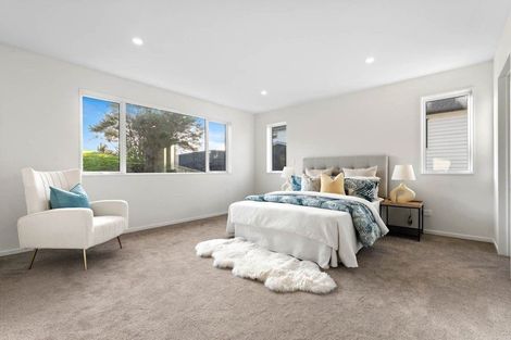 Photo of property in 36 Baumea Rise, Massey, Auckland, 0614
