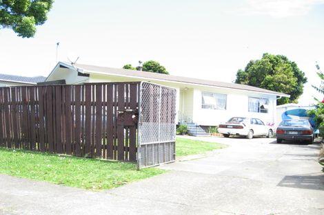 Photo of property in 16 Killington Crescent, Mangere, Auckland, 2022