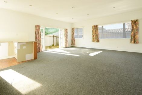 Photo of property in 5 Beatty Avenue, Manurewa, Auckland, 2102
