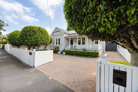 Photo of property in 230 River Road, Claudelands, Hamilton, 3214