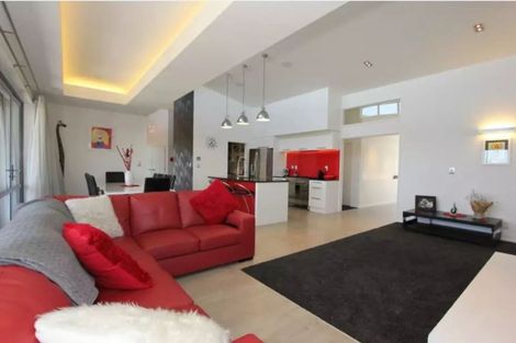 Photo of property in 2 Rossington Drive, West Melton, 7618