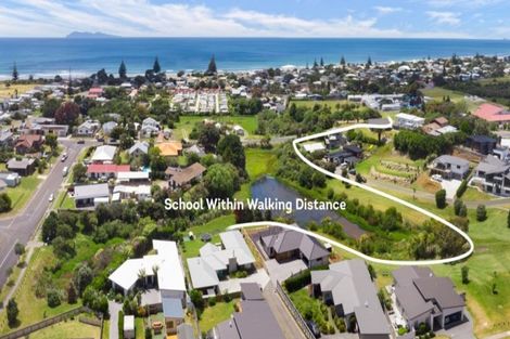 Photo of property in 17 Browns Drive, Waihi Beach, 3611