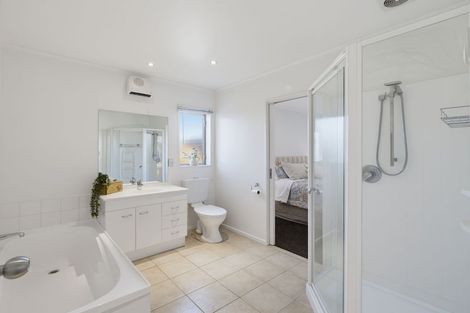 Photo of property in 6 Thornley Place, Woodend, 7610