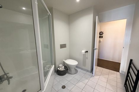 Photo of property in St Peters Apartments, 2b/192 Willis Street, Te Aro, Wellington, 6011