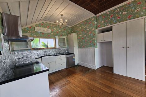 Photo of property in 42 Cameron Road, Bluff Hill, Napier, 4110