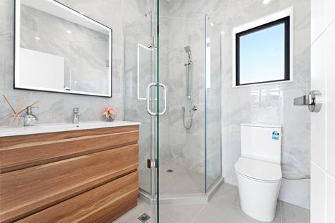 Photo of property in 11a Bowman Road, Forrest Hill, Auckland, 0620