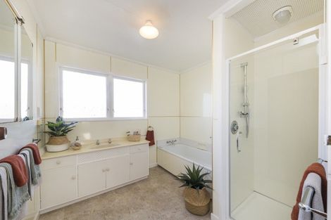 Photo of property in 20 Kennedy Avenue, Feilding, 4702