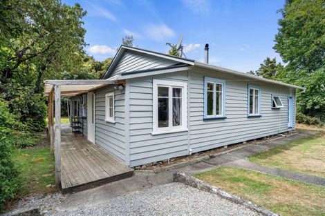 Photo of property in 8 Foxhill Cemetery Road, Foxhill, Wakefield, 7095