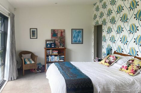 Photo of property in 173 Bing Lucas Drive, Tawa, Wellington, 5028