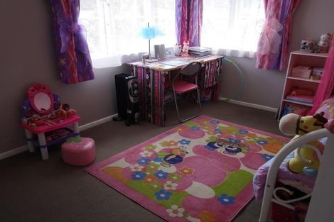 Photo of property in 51 Compton Crescent, Taita, Lower Hutt, 5011