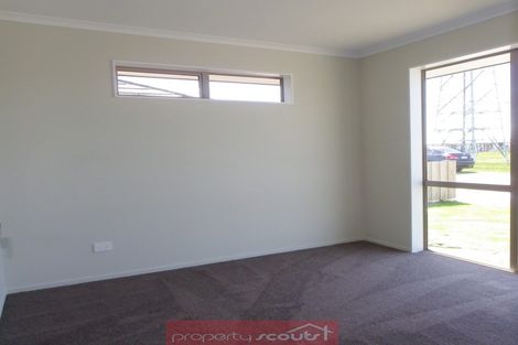 Photo of property in 10 Saddlers Lane, Yaldhurst, Christchurch, 8042