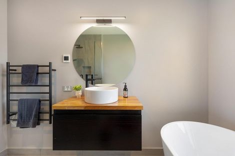 Photo of property in 9 Wren Street, Albert Town, Wanaka, 9305