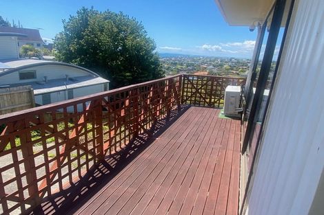 Photo of property in 2/108 Arran Road, Browns Bay, Auckland, 0630