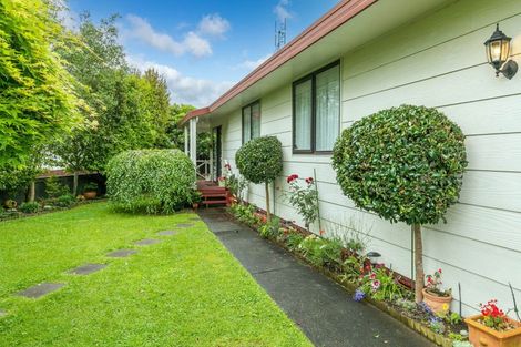 Photo of property in 17 Rigter Place, Enderley, Hamilton, 3214