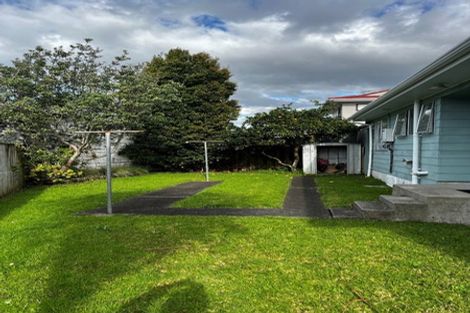 Photo of property in 1/34 Darren Crescent, Half Moon Bay, Auckland, 2012