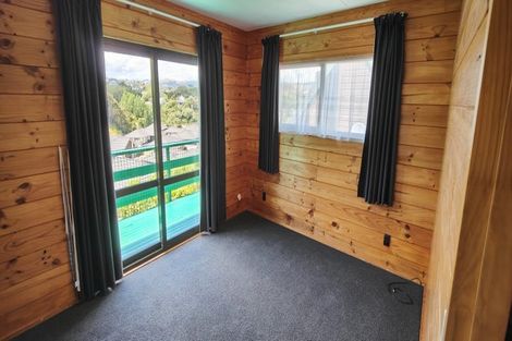 Photo of property in 5 Shackle Lane, Whitby, Porirua, 5024