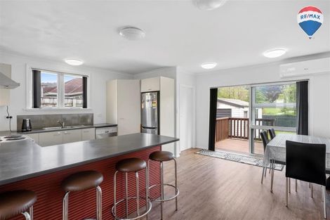 Photo of property in 266 Stokes Valley Road, Stokes Valley, Lower Hutt, 5019