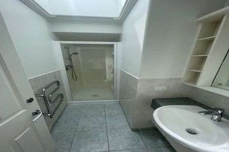 Photo of property in 1/12 Richards Avenue, Forrest Hill, Auckland, 0620