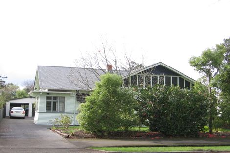 Photo of property in 9 Union Street, Hokowhitu, Palmerston North, 4410