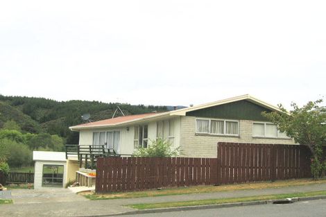 Photo of property in 66 Norana Road, Timberlea, Upper Hutt, 5018